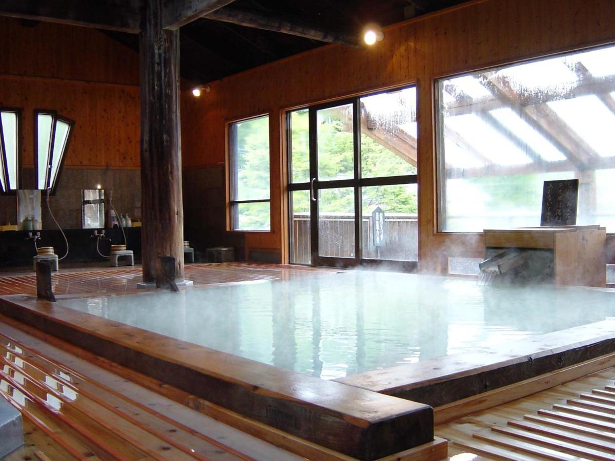 Manza Onsen Nisshinkan Tsumagoi Exterior photo