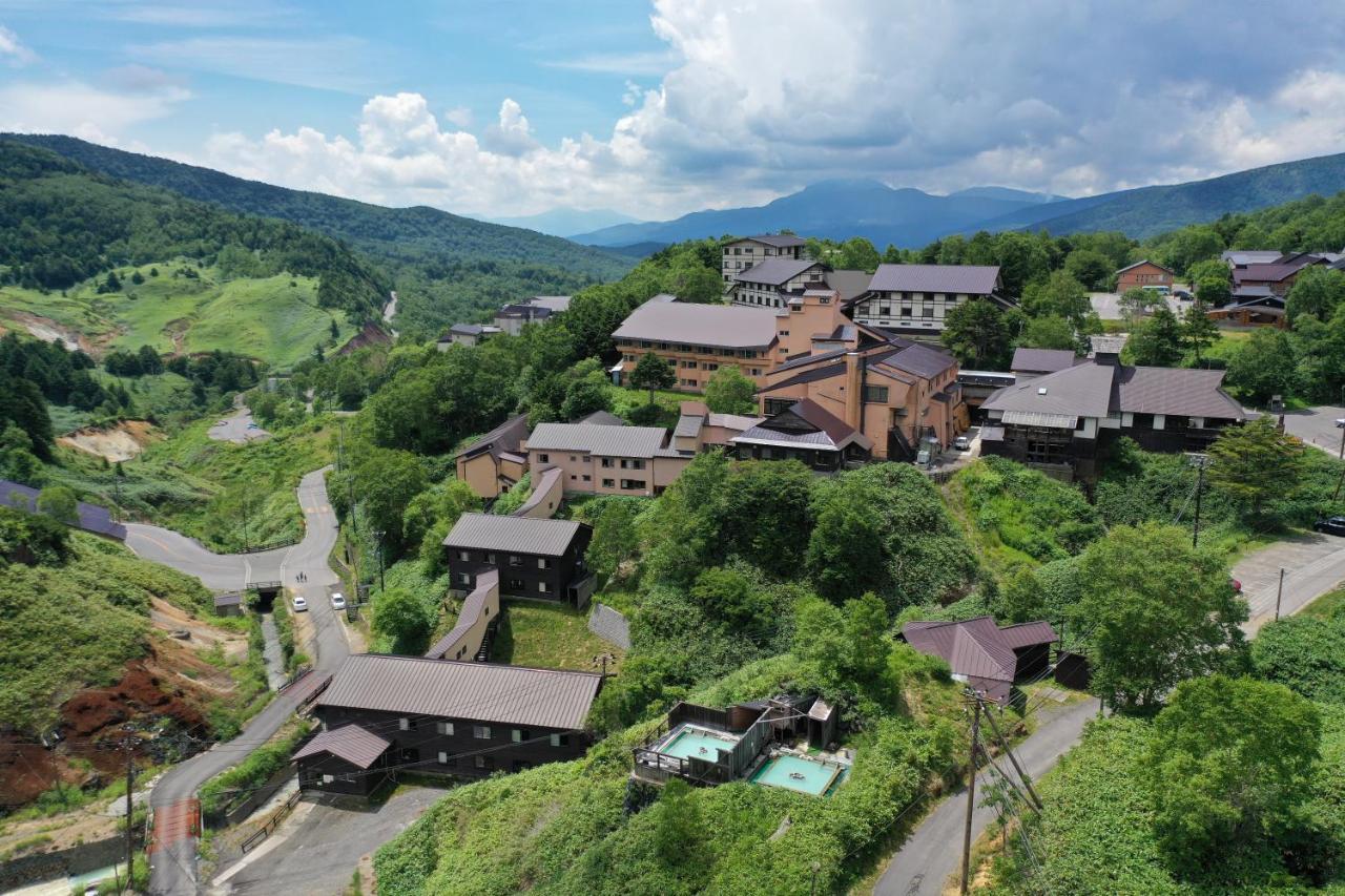 Manza Onsen Nisshinkan Tsumagoi Exterior photo
